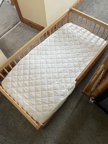 Montessori toddler floor - montessori,